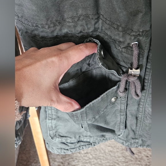 H&M winter jacket - Picture 4 of 5